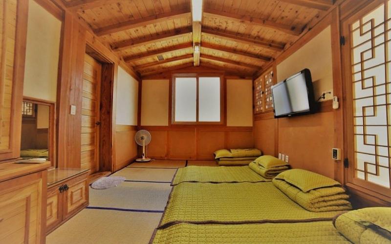 Seogwipo Wemegoong Pension — photo 6