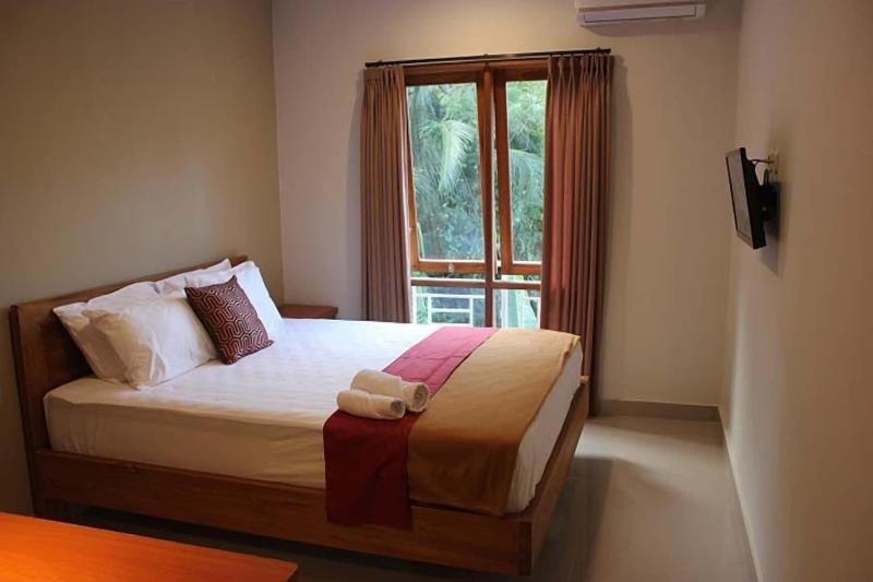 The Sarining Hotel image