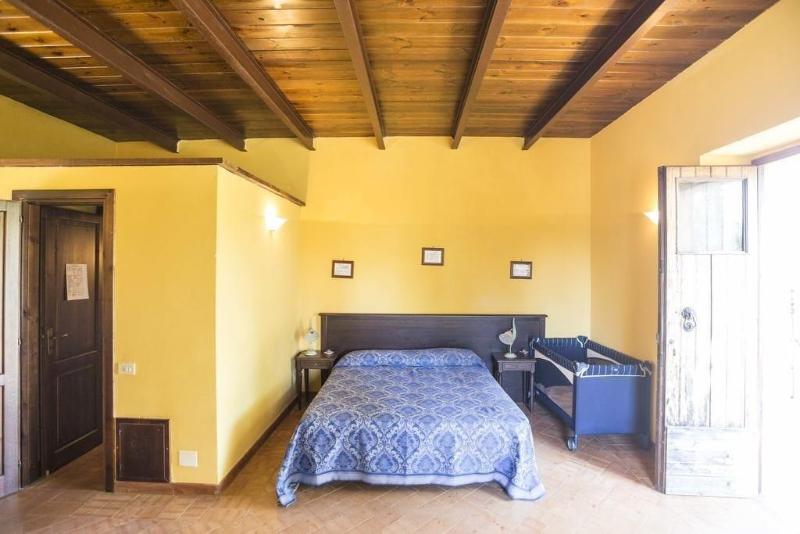 Feudo di Villa Anticaglia image
