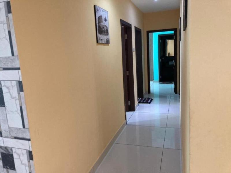 JB City Shopping Mall Apartment image
