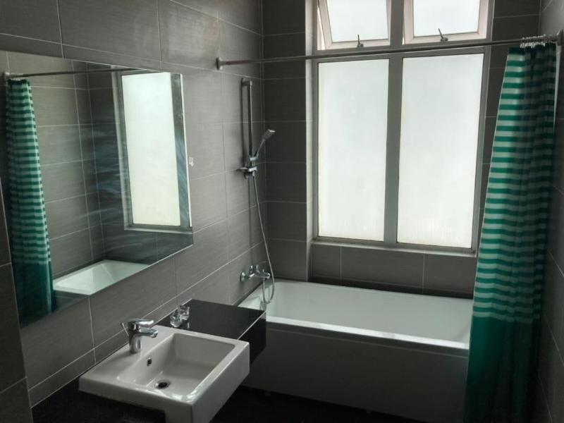 JB City Shopping Mall Apartment image