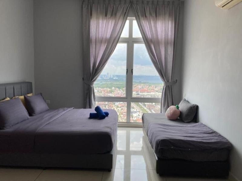 JB City Shopping Mall Apartment image