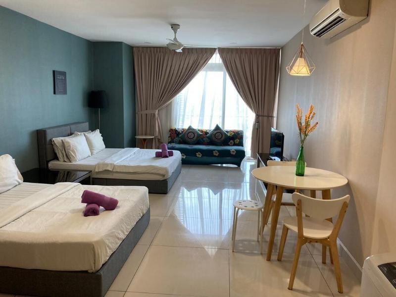 JB City Shopping Mall Apartment image