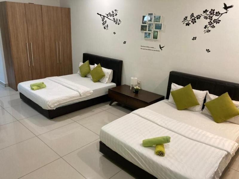 JB City Shopping Mall Apartment image