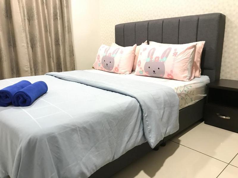 JB City Shopping Mall Apartment image