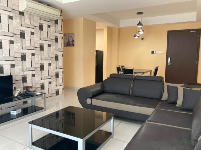 JB City Shopping Mall Apartment image