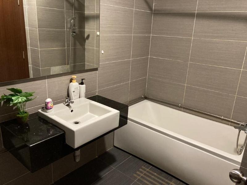 JB City Shopping Mall Apartment image