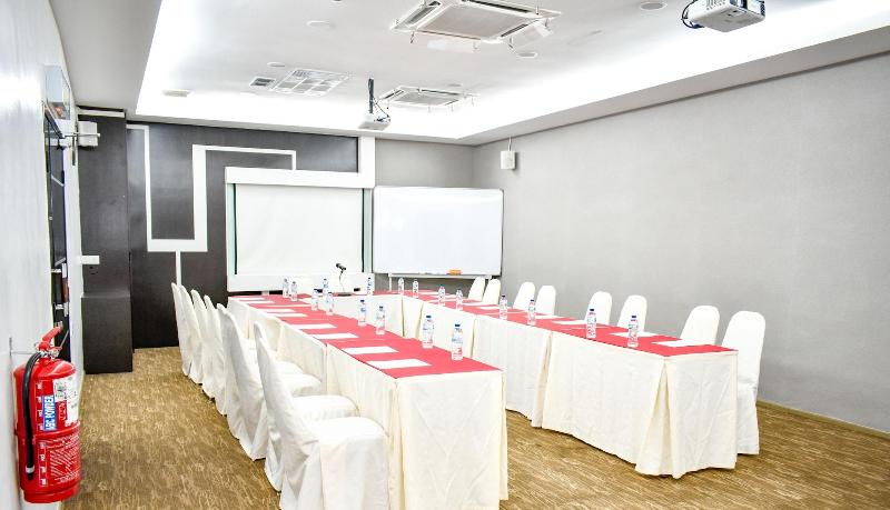 Streetview Hotel image