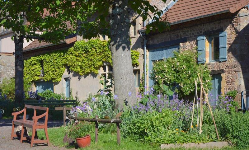 Maison D hotes les Tillets image
