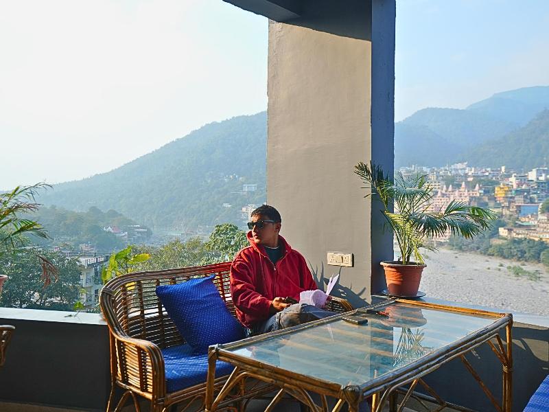 Skyard Hostel image