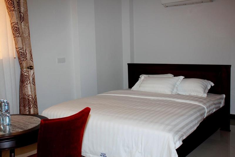 Kenlon Hotel image
