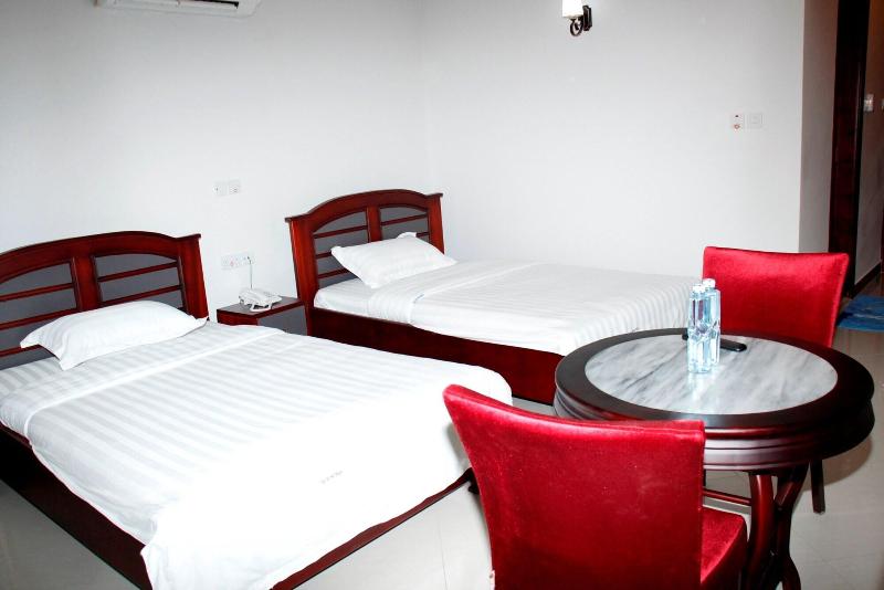 Kenlon Hotel image