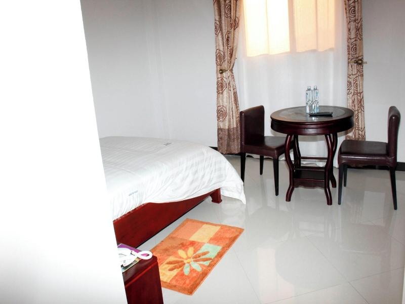 Kenlon Hotel image
