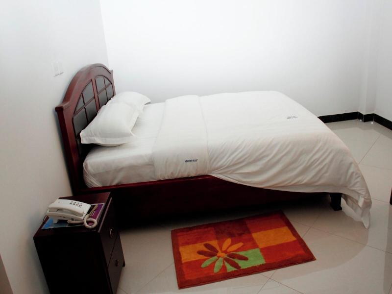 Kenlon Hotel image