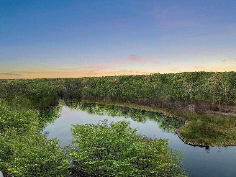 Merriweather Lakehouse, Autograph Collection image