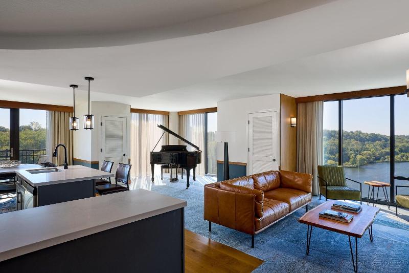 Merriweather Lakehouse, Autograph Collection image