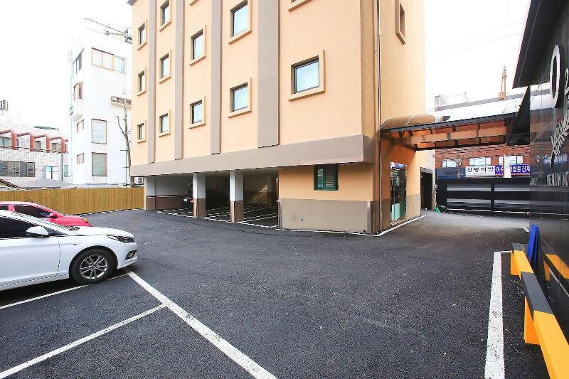 Suyu Young Hotel — main photo