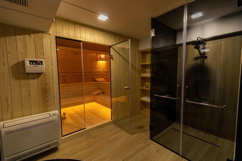 Ames Hotel & Spa image