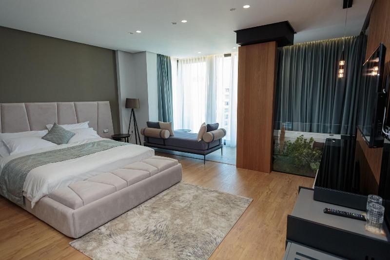 Ames Hotel & Spa image