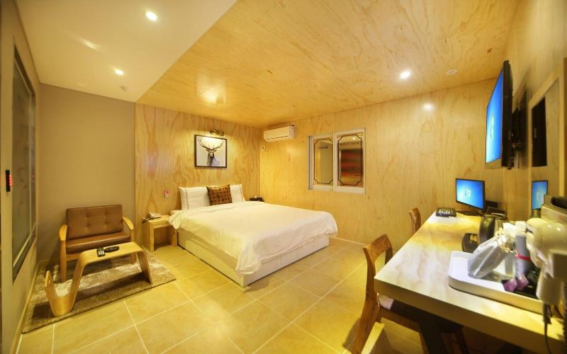 Gurye Mari Hotel image