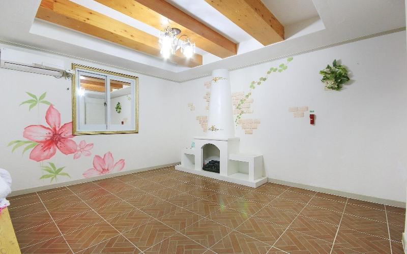Gurye Mari Hotel image
