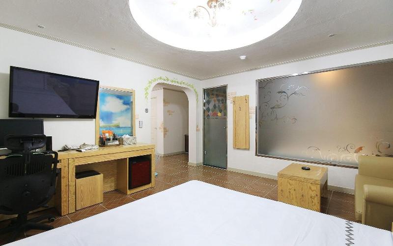 Gurye Mari Hotel image
