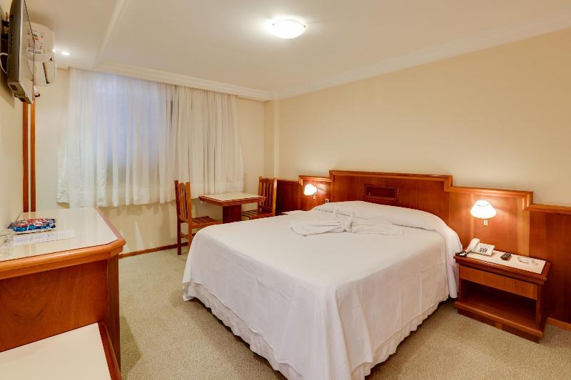 Hotel San Isidro image