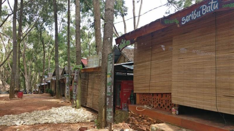 Seribu Batu Songgo Langit Resort & Camp image