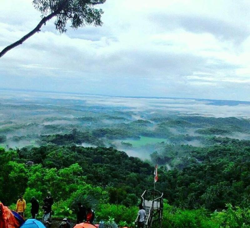 Seribu Batu Songgo Langit Resort & Camp image