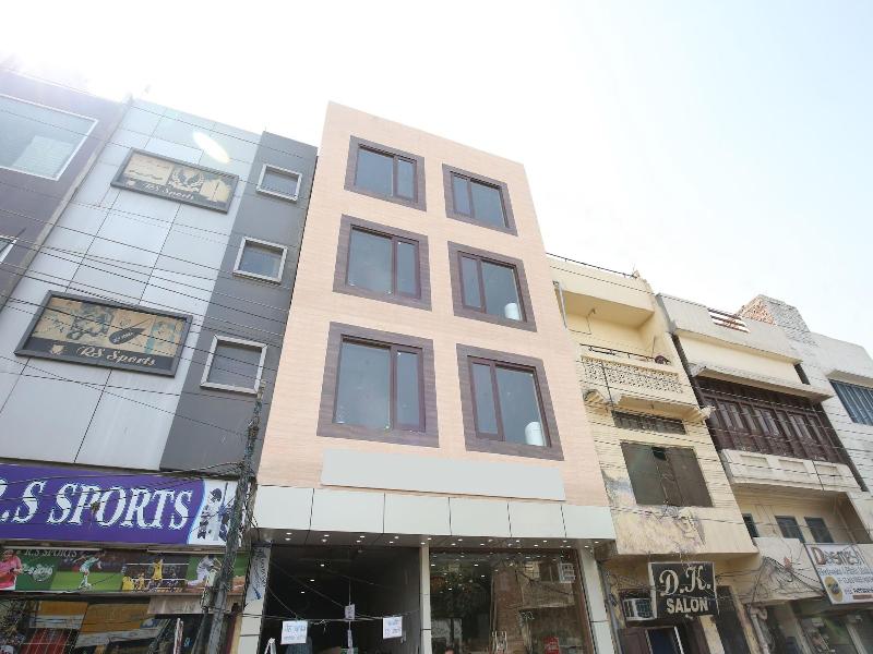 15863 Hotel Royal Vij — photo 2