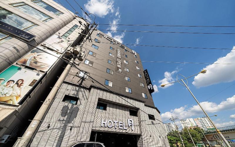 Goyang Stay Bishop Hotel image