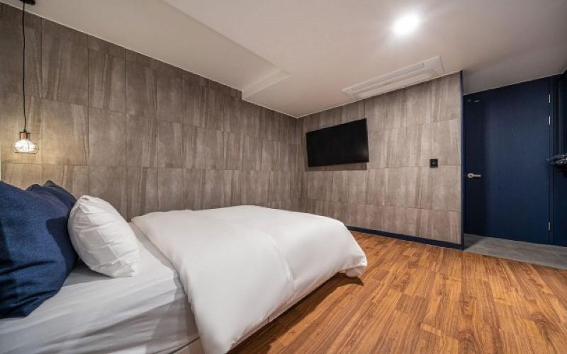 Goyang Stay Bishop Hotel image