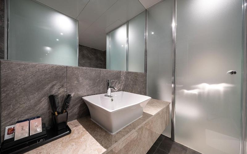 Goyang Stay Bishop Hotel image