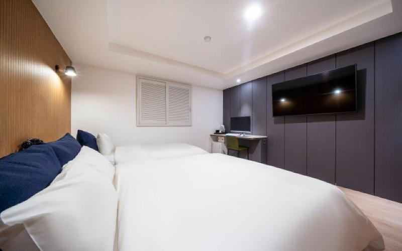 Goyang Stay Bishop Hotel image
