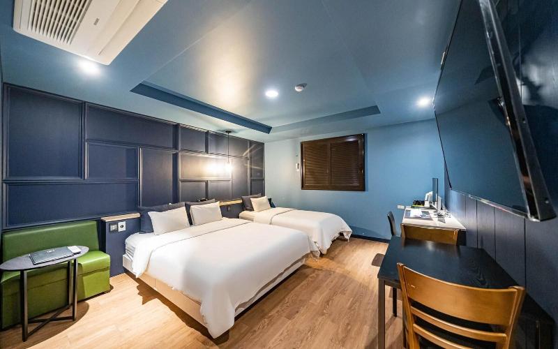 Goyang Stay Bishop Hotel image