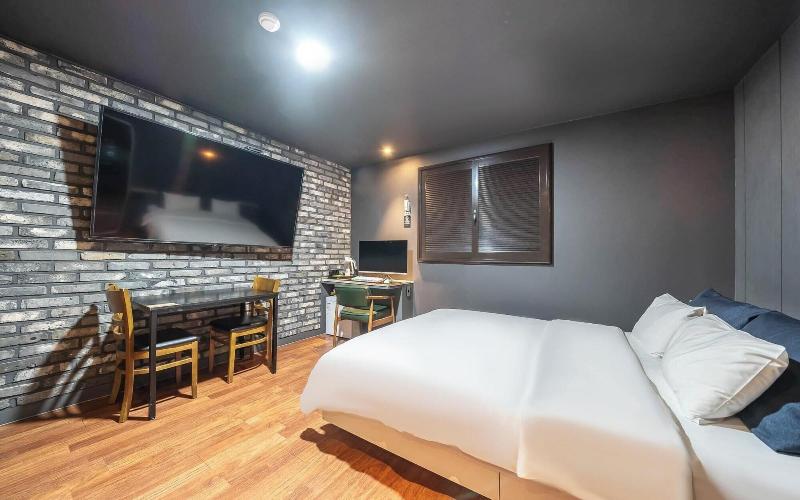 Goyang Stay Bishop Hotel image