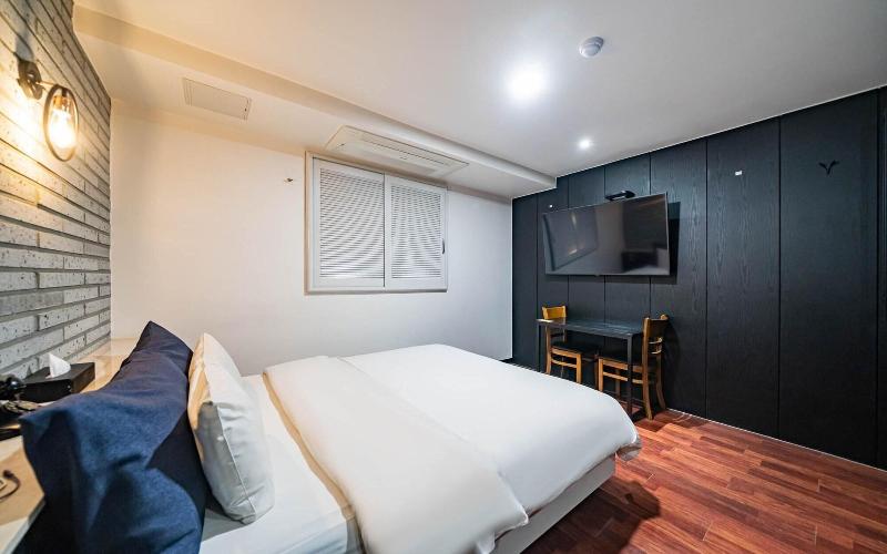 Goyang Stay Bishop Hotel image