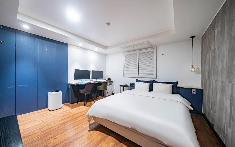 Goyang Stay Bishop Hotel image