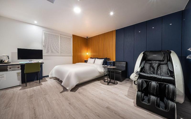 Goyang Stay Bishop Hotel image
