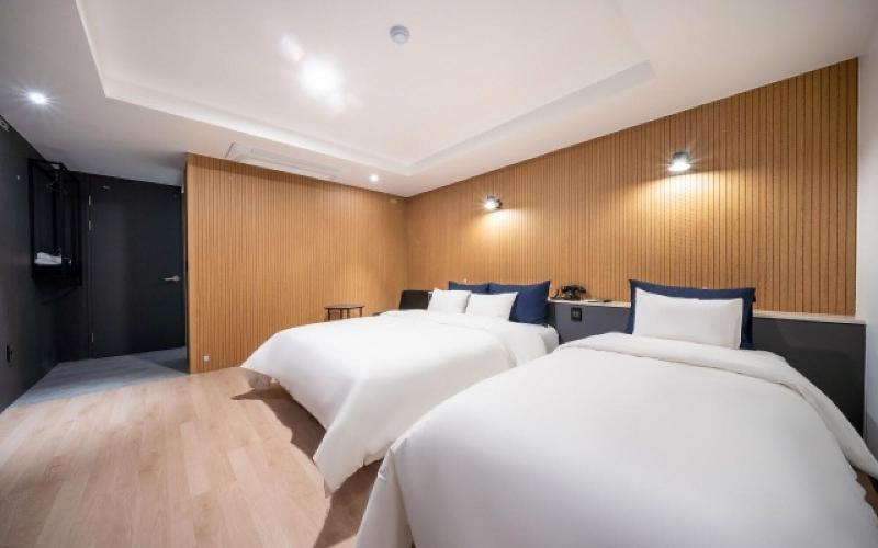 Goyang Stay Bishop Hotel image