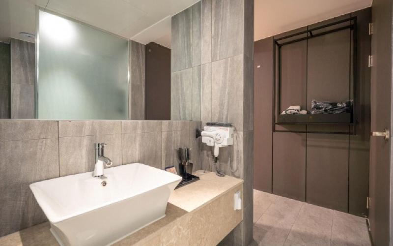 Goyang Stay Bishop Hotel image