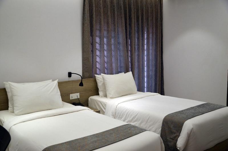 Priyo Nibash Stylish Residential Hotel image