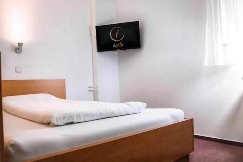 Hotel Imota image