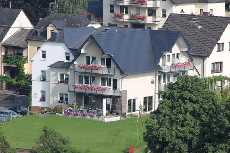 Ernst