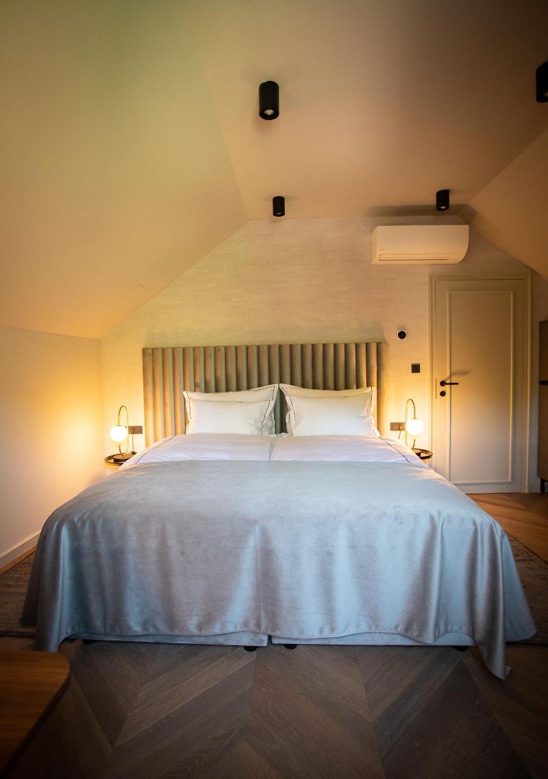 Hotel Republika image
