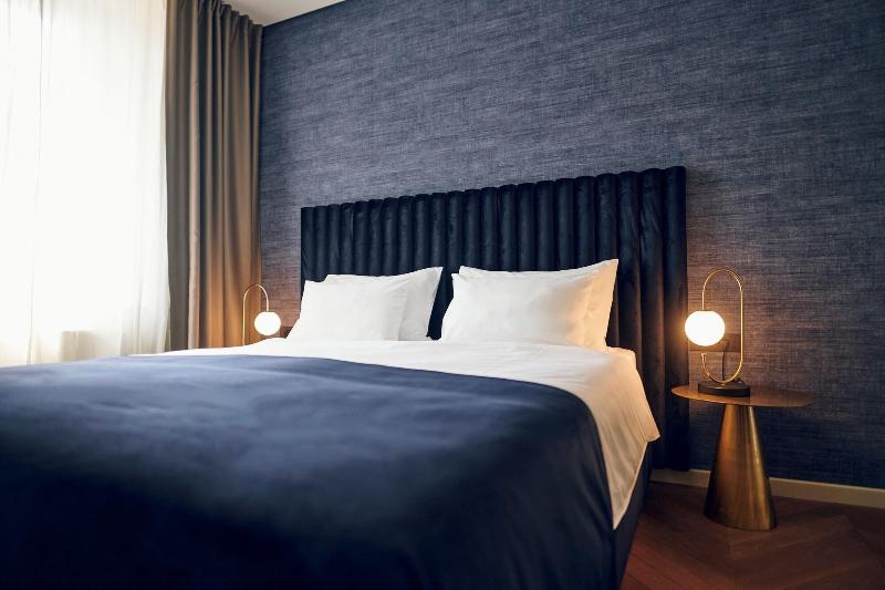 Hotel Republika image
