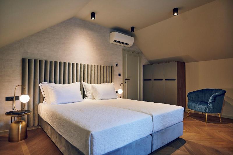 Hotel Republika image