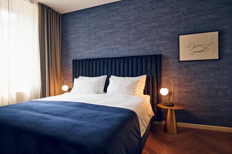 Hotel Republika image