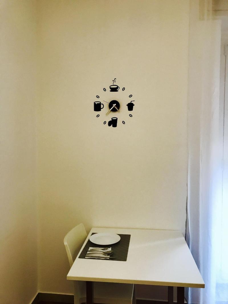 Simoni 10 image