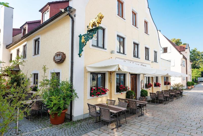 Hotel Zum Lowen image